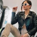 Geraldine Galvan Instagram – POV : El avión lleva 1 hora sin despegar 💙✈️
