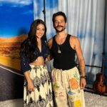 Geraldine Galvan Instagram - La nueva música de CAMILO es una joya 💎 🎶 Fui de las primeras en escuchar las últimas 3 canciones de @camilo de su nuevo álbum #cuatro y esto fue lo que pasó 😱🫢