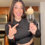 Geraldine Galvan Instagram – Cocktail NAVIDEÑO en una esfera🎄🎅😍