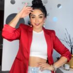 Geraldine Galvan Instagram – 💕Ideas de outfits casuales con un toque formal 💕