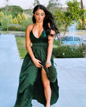 Geraldine Galvan Instagram - ✨El secreto está en dejarlo fluir y que simplemente ocurra 
.
.
Stylist @soypacofernandez