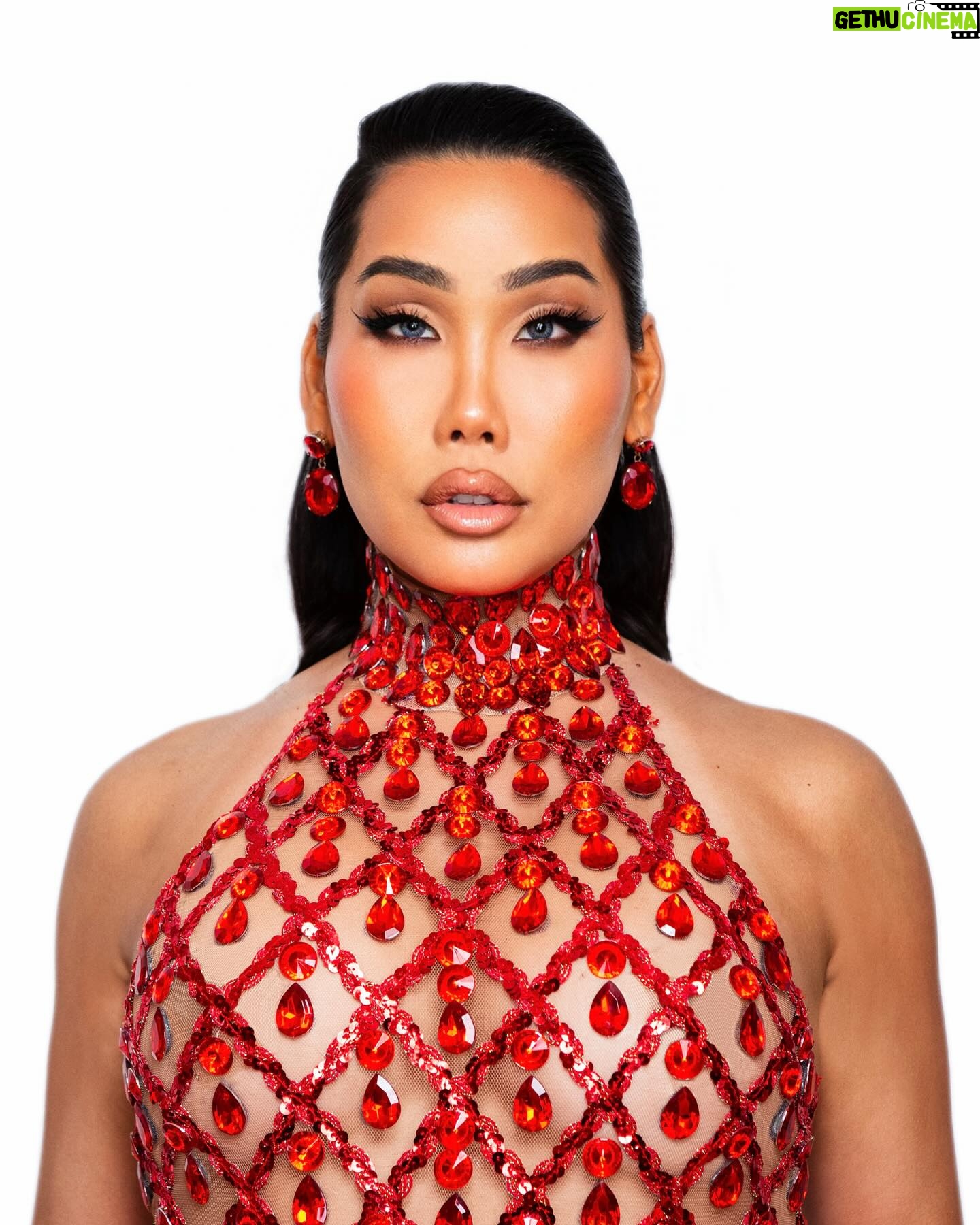 Gia Gunn Instagram - Want me to bring the glamour to a city near you? Book me! 💌 Giagunnbookings@gmail.com