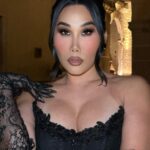 Gia Gunn Instagram - Dark romantic glam💄 Makeup by @diegomedinabeauty Hair by @george_anthony_j