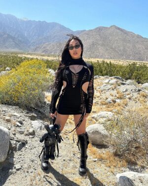 Gia Gunn Instagram - 3rd and final look…ready to go home and take a bath🥹 are we sliving for this punk anime moment?! 

whole outfit from @dollskill 🖤
