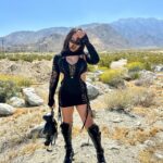 Gia Gunn Instagram - 3rd and final look…ready to go home and take a bath🥹 are we sliving for this punk anime moment?! whole outfit from @dollskill 🖤