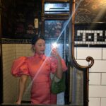 Gia Kim Instagram - Happy Lunar New Year 🤍🙏🏻 아직 춥지만 사랑하는 사람들 혹은 자신과 따뜻한 구정 보내세요 ✨ 건강 행복 항상 우선. 恭喜發財 Kung Hei Fat Choi!!! Prioritize happiness and health always!!! Thank you @saulee for this beautiful night 🫶🏻 and dress - I’m obsessed with it. ☺️🫰🏻 Bringing back mems from Hong Kong ✨