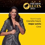 Gianella Neyra Instagram - Felicitamos a nuestra Giane que está nominada a los 𝗣𝗥𝗘𝗠𝗜𝗢𝗦 𝗟𝗨𝗖𝗘𝗦 𝟮𝟬𝟮𝟯 ⭐️ en la categoría mejor actriz por @scvdlapelicula ¡Todos a votar por ella! Sabemos que la película 🎥 ha sido todo un reto para ella 💪, estamos re felices de saber que fue la película peruana más vista del año. Vota aquí 😉: elcomercio.pe/premios-luces/ y nuestra biografía.