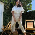 Gianella Neyra Instagram - Disfrutando el verano☀️ que tanto amo lista para un evento con mi look Vélez 🤎. Pueden aprovechar que en @velez_international están en BIG SALE, así que vayan y no se queden sin las mejores prendas de Cuero y demás para este verano. #ImVelez #Vélez #Publicidad