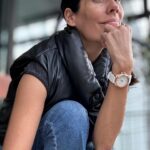 Gianella Neyra Instagram - En mi vida, como mamá, como actriz, como empresaria he aprendido a estar atenta, siempre consciente de las oportunidades, alerta y preparada para aprovechar esos instantes que la vida te regala, porque son únicos 💖💖. Por eso el reloj I.N.O.X. V de @victorinoxperu encaja perfectamente en mi versátil día a día. Es impermeable, ligero pero robusto, deportivo y elegante al mismo tiempo y está fabricado con la mejor calidad suiza. 🇨🇭El reloj ⌚️ ideal para acompañarme en mis aventuras del día a día. #MyVictorinox Encuéntralo en tiendas Victorinox y en www.victorinoxstore.pe #publicidad