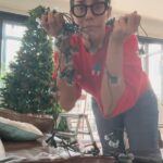 Gianella Neyra Instagram - Feliz navidad a todos🎄.. q este año esté lleno de abrazos, sonrisas, aventuras q nos emocionen y nos hagan crecer. Gracias por este año lleno de sorpresas a por el q viene 💖 con fe 🌟 #navidad #family