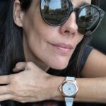 Gianella Neyra Instagram - En mi vida, como mamá, como actriz, como empresaria he aprendido a estar atenta, siempre consciente de las oportunidades, alerta y preparada para aprovechar esos instantes que la vida te regala, porque son únicos 💖💖. Por eso el reloj I.N.O.X. V de @victorinoxperu encaja perfectamente en mi versátil día a día. Es impermeable, ligero pero robusto, deportivo y elegante al mismo tiempo y está fabricado con la mejor calidad suiza. 🇨🇭El reloj ⌚️ ideal para acompañarme en mis aventuras del día a día. #MyVictorinox Encuéntralo en tiendas Victorinox y en www.victorinoxstore.pe #publicidad