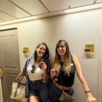 Gianella Neyra Instagram - 10 días con mi hermana elegida de la vida, compartir juntas siempre es una felicidad plena! Gracias por esta hermosa experiencia que juntas es diversión garantizada! Te quiero infinito! ❤️ Maravilloso conocerlos a todos chicos bellos! Nos vemos prontoooo!