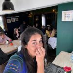 Gianella Neyra Instagram - Viviendo unos días increíbles en este 🛳️. Buena compañía, asado 🥩, naturaleza, vistas increíbles, 🐧 pingüinos, teatro 🎭 y tanto para disfrutar. ¿Qué más puedo pedir? Otro sueño cumplido: La Antártida 🌬️