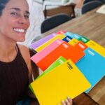 Gianella Neyra Instagram - PRIMER SORTEO DEL 2024 🎁 🎒 DE VUELTA A CLASES FINALIZADO Ganadora 🏆 @claudiespinoza_ 😘 ¿La lista de útiles es interminable? 🙈💆🏻‍♀️ Tranquilos porque gracias a mis amigos de College puedes ganarte un pack de cuadernos increíbles para tus hijos 🤩. Habrá 1 ganador 🥳, lo único que tienes que hacer es seguir estos pasos… 1️⃣ Seguir a @cuadernoscollege y a mi como @gianellaneyra_ sino pierden ji,ji 😜 2️⃣ Comentar porque quisieras ganar, taggear a 2 amigos ☺️ para que participen y listo. ☺️Si quieren más posibilidades para ganar comparte este post en tus historias taggeando a @cuadernoscollege y a mi. Anunciaré ganador o ganadora el 15 de febrero al final del día🗓️ en este post. ¡Suerte 🍀 a todos!