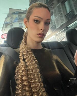 Gigi Goode Instagram - Some more little Paris memories before I’m off again to make new ones ✨🥐