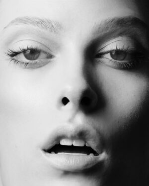 Gigi Goode Instagram - @pablocostanzo knows his way around a camera 📷 
Makeup @luigichamorro 
Hair @thegigigoode 
Asst @antoniojosecuadra