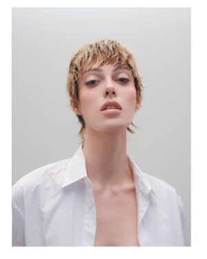 Gigi Goode Instagram - @pablocostanzo knows his way around a camera 📷 
Makeup @luigichamorro 
Hair @thegigigoode 
Asst @antoniojosecuadra