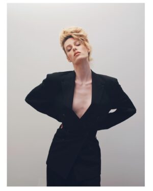 Gigi Goode Instagram - @pablocostanzo knows his way around a camera 📷 
Makeup @luigichamorro 
Hair @thegigigoode 
Asst @antoniojosecuadra