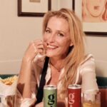 Gillian Anderson Instagram - 👀 🍟