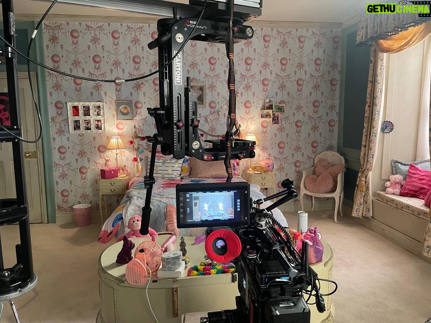 Gillian Anderson Instagram - DIY Diaries. I love you @aimeelouwood!