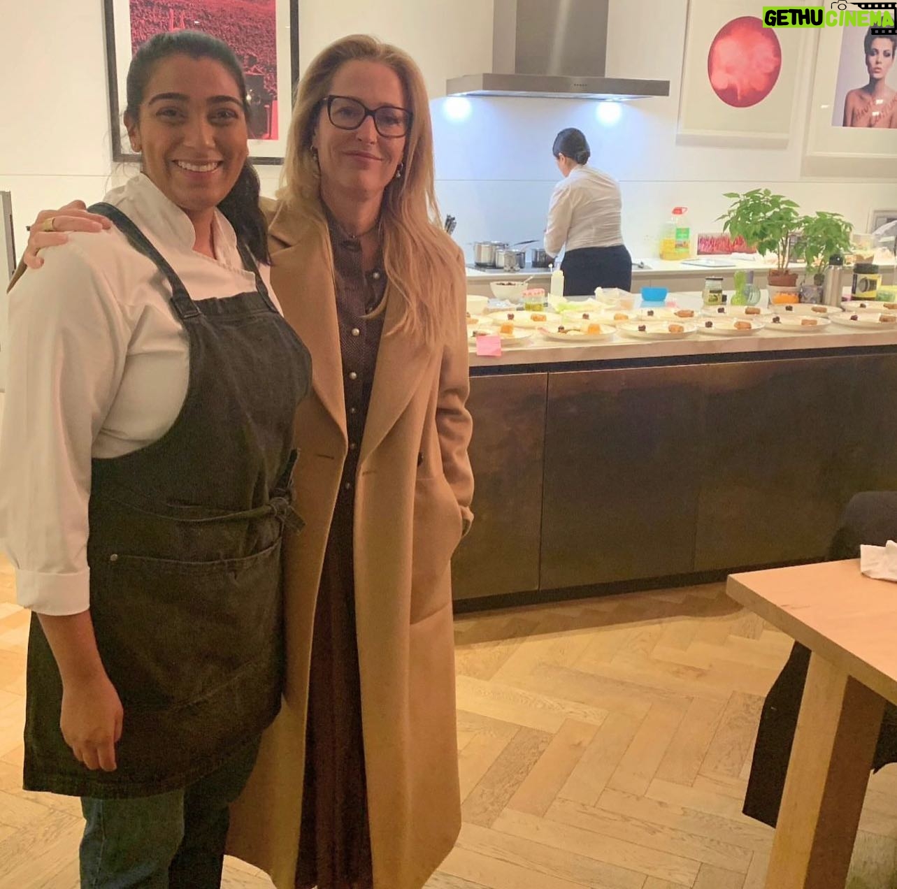 Gillian Anderson Instagram - Thank you @chefnikita.p for donating your exquisite talent to this fantastic charity evening. And thank you to all our supporters who so generously opened your hearts and your pocketbooks for an incredibly important cause. ππΌ @warchilduk