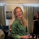 Gillian Anderson Instagram - Trick or treat from @this.is.gspot 🤪 🎃