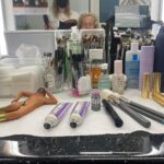Gillian Anderson Instagram – Jean’s baaaaaack! @sexeducation 

(thank you to @mykitco @glossier @sciencemagic.inc @chantecailleuk @renskincare @hairbysammcknight for your lovely products!) and of course @emilybilverstone1 and @lisaeldridgemakeup