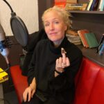 Gillian Anderson Instagram - On this week's @curio.io episode, we meet the courageous women of the La Nirva factory in Argentina. …and try some delicious alfajores. 🍪 Written by Sofia Kuan and Facundo Iglesia for @narratively. 🎧 Listen now on @curio.io. Link in story.