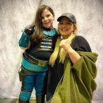 Gina Carano Instagram - Highlight of my day at my first fan expo #megaconorlando @megaconorlando I’m overwhelmed at the love I received and all who showed up. Thank you all for coming out. Human beings are so precious. I’m glad I get to see and hug you all after such a crazy couple years. I’m there again today if you missed yesterday come say hi. 🤗❤️