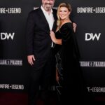 Gina Carano Instagram - Here we go!! #TerroronthePrairie premier!! ❤️‍🔥❤️‍🔥❤️‍🔥 @realdailywire @dailywireentertainment @bonfirelegend