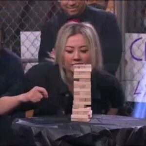 Gina Darling Instagram - They call me The Wonder Finger. 

@g4tv #jenga