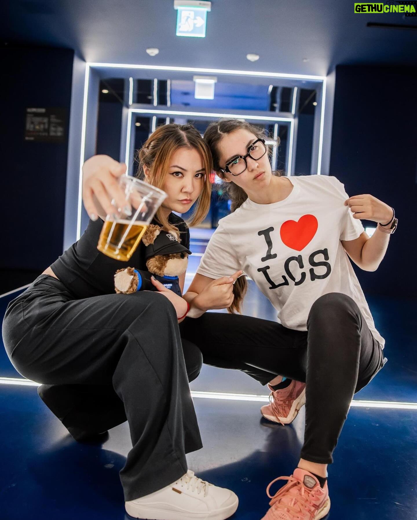 Gina Darling Instagram - We’re in Korea, baby! Here for League of Legends #Worlds2023! @flyquest sent their best gorls out to film fun stuff and …*checks notes*…”not embarrass the company or get into any legal trouble that will get you deported from the Republic or Korea” 😀❤️ 🇰🇷 Thanks for the dope pix @colinyoungwolff ! #leagueoflegends