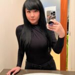 Gina Darling Instagram - Black hair…..? Haven’t seen myself with dark hair in forever. I don’t hate it hehe