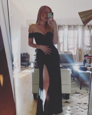 Gina Darling Instagram - The Streamer Awards was a blast. Beautiful new hair color done by @kimi_hair_color! Here’s a photo dump full of cuties hehe 💖