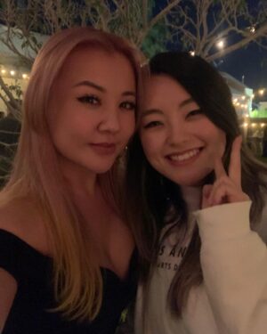 Gina Darling Instagram - The Streamer Awards was a blast. Beautiful new hair color done by @kimi_hair_color! Here’s a photo dump full of cuties hehe 💖