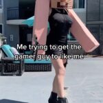 Gina Darling Instagram - You think this’ll work? He’s cute. #minecraft #gamer #games #viral #jessi #viral #funny #gaming #ginadarling #g4tv