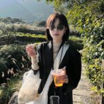 Gingle Wang Instagram - ： 剪完瀏海才想起來自己有五個髮旋 （前面兩個 後腦勺三個）
