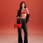 Gingle Wang Instagram - ： 龍光煥發 with @calvinklein 🐲🍎 #mycalvins #calvinklein