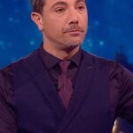 Gino D'Acampo Instagram - A cook with a surname Burns and an air-conditioner fitter in the UK?! Welcome, the Burns Family! @familyfortunes is back tonight at 7pm on @itv … #FamilyFortunes GDx