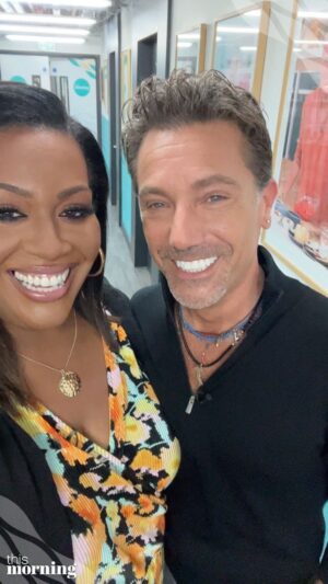 Gino D'Acampo Instagram - Gino has a very important question for Alison… 🧁

#ThisMorning #GinoDAcampo #AlisonHammond