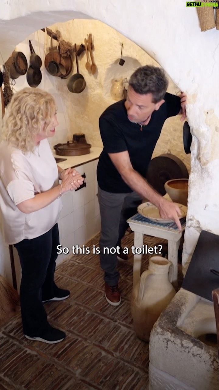 Gino D'Acampo - 68.2K Likes - I can’t wait to tell you about all the secrets, just like this one, I learnt from this incredible series… Gino’s Italy: Secrets of the South is on tonight at 7:30pm on ITV1 and @itvxofficial ….
#GinosItaly
GDx