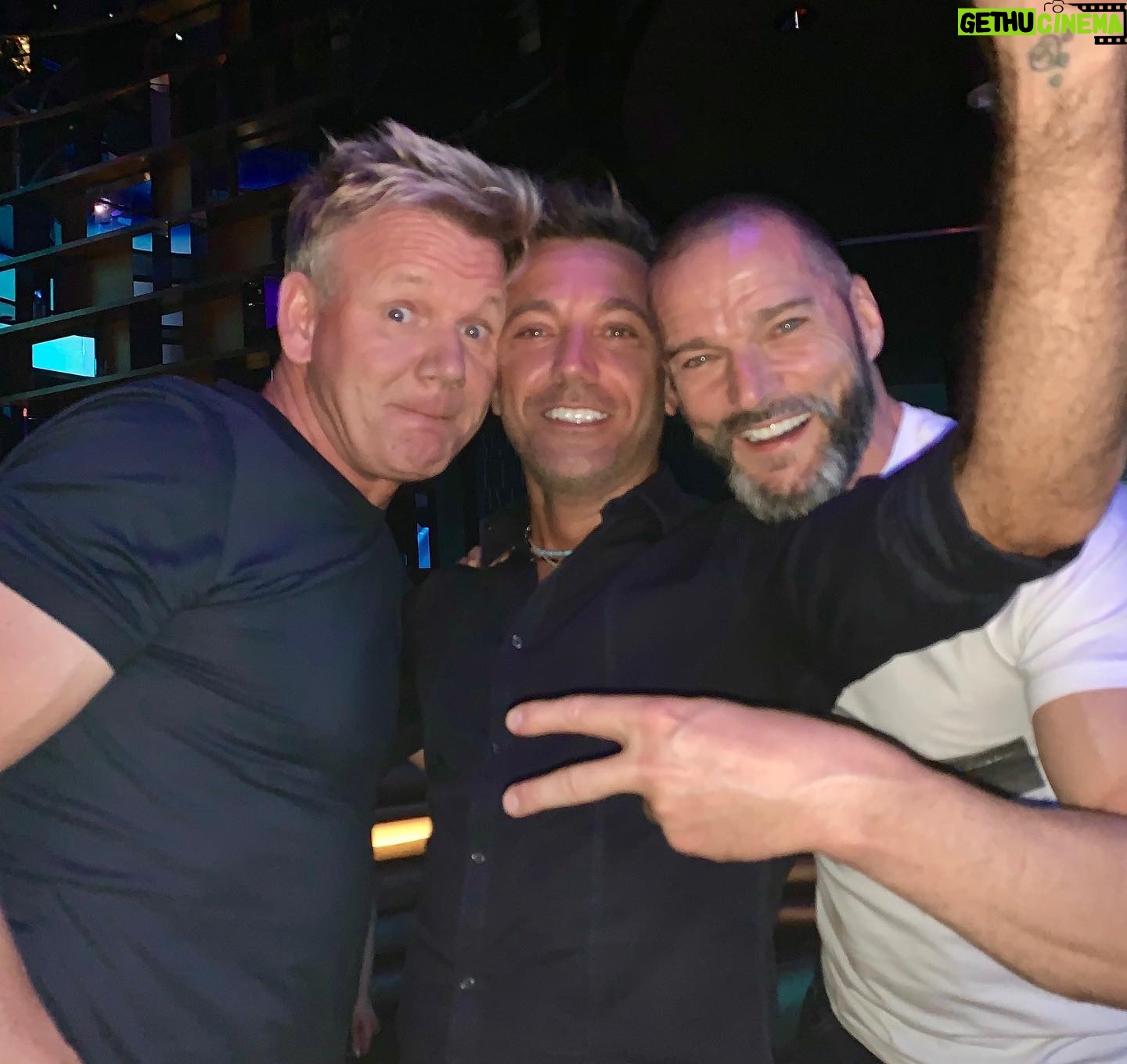 Gino D'Acampo - 39K Likes - Ciao guys, if you want to see some unseen bits from our crazy adventures, you can watch Gordon, Gino and Fred tonight and tomorrow night at 9pm on @itv … #GordonGinoandFred
GDx