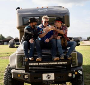Gino D'Acampo Instagram - Ciao guys, if you want to see some unseen bits from our crazy adventures, you can watch Gordon, Gino and Fred tonight and tomorrow night at 9pm on @itv … #GordonGinoandFred 
GDx