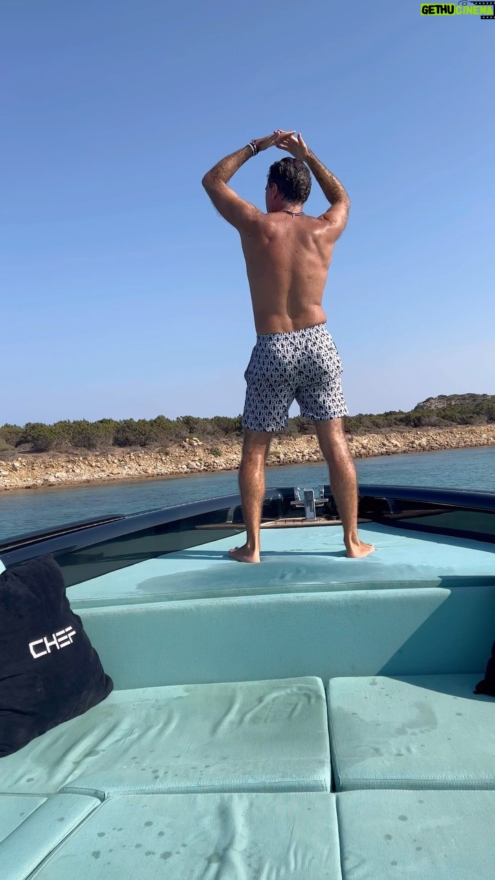 Gino D'Acampo - 26.5K Likes - When @lucidacampo catches you dancing to @peterandre …
GDx