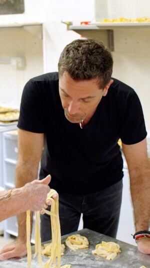 Gino D'Acampo Instagram - Who says a young man can’t kiss an older lady, especially one as fantastic as Giulia! Gino’s Italy is back on tonight, at 7:30pm on @itv … #GinosItaly 
GDx