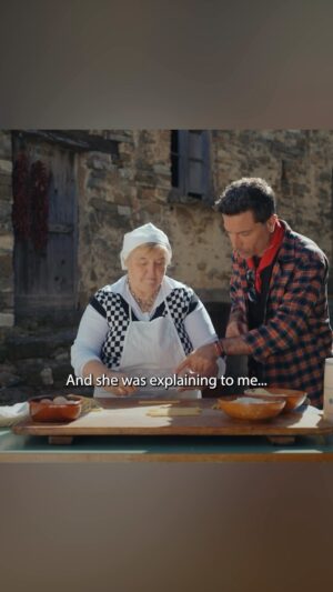 Gino D'Acampo Instagram - This definitely wasn’t as easy as it looks, but I was honoured to learn this small towns exclusive shape of pasta - just awesome… Gino’s Italy: Secrets of the South is on tonight at 7:30pm on ITV1 and @itvxofficial …. #GinosItaly 
GDx