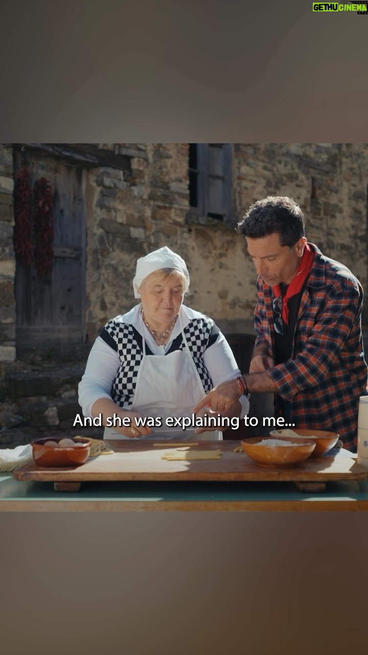 Gino D'Acampo - 22.5K Likes - This definitely wasn’t as easy as it looks, but I was honoured to learn this small towns exclusive shape of pasta - just awesome… Gino’s Italy: Secrets of the South is on tonight at 7:30pm on ITV1 and @itvxofficial …. #GinosItaly
GDx