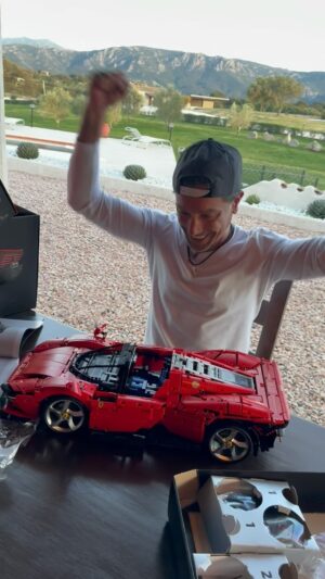 Gino D'Acampo Instagram - My first ever Lego 😎….well done @ferrari @lego you made a very cool toy..…. GDx