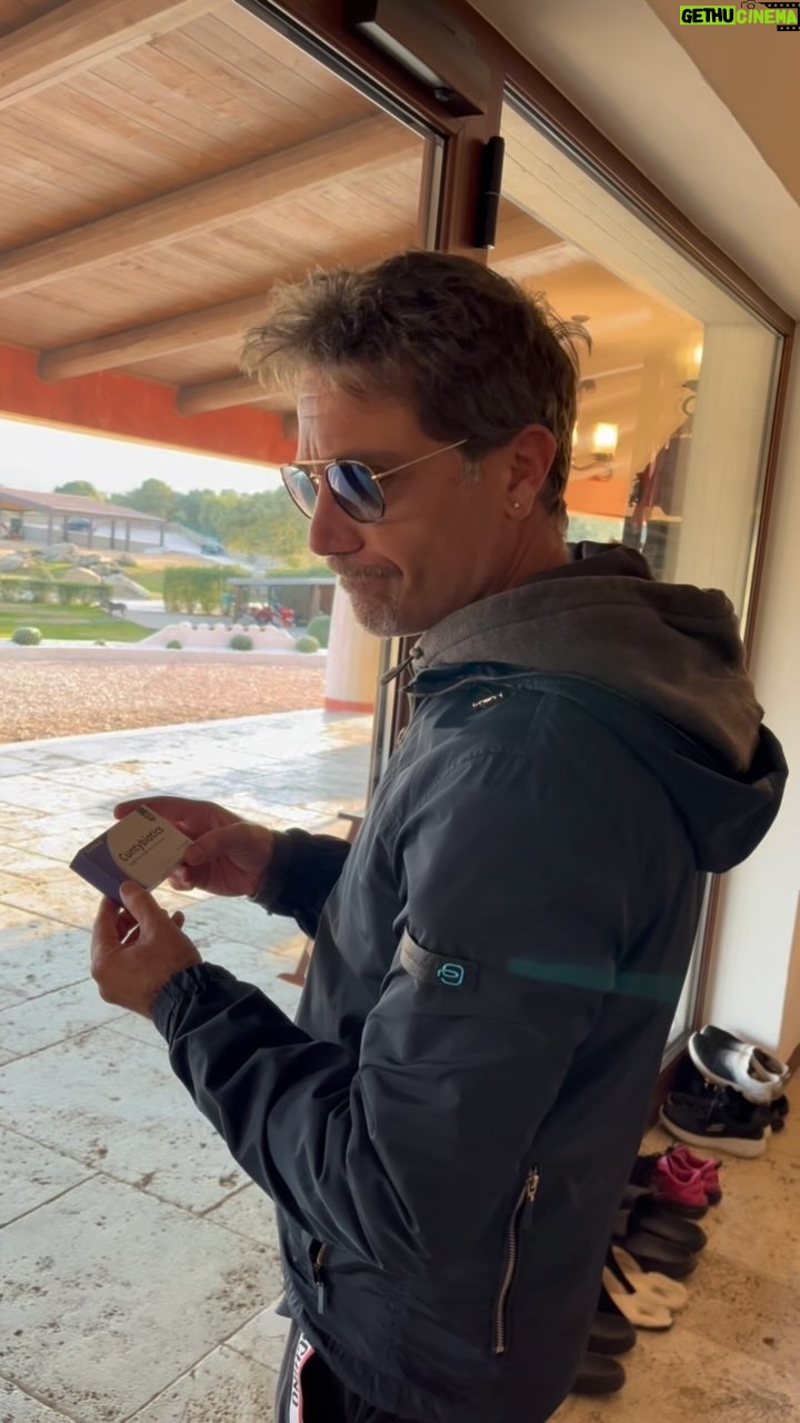 Gino D'Acampo - 28.4K Likes - I only said I had a little headache and this is what I got from my wife…….charming!!! 🙄 ….
GDx
