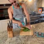 Gino D’Acampo Instagram – Now, if there’s one thing that makes me happy, it’s my Minimum Effort, Maximum Satisfaction apron with my awesome, affordable cookware range available at ASDA…. Enjoy guys 😎 #ASDA #ad #Cookware
GDx